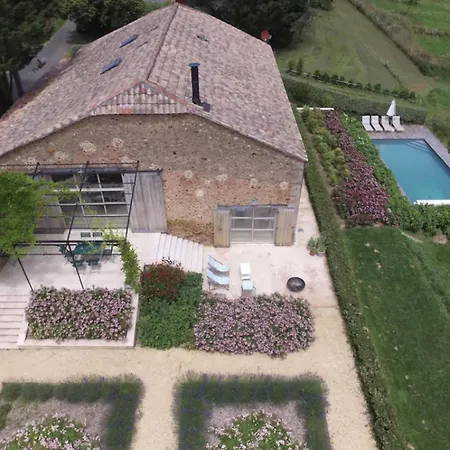 Country House With Swimming Pool Feriehus